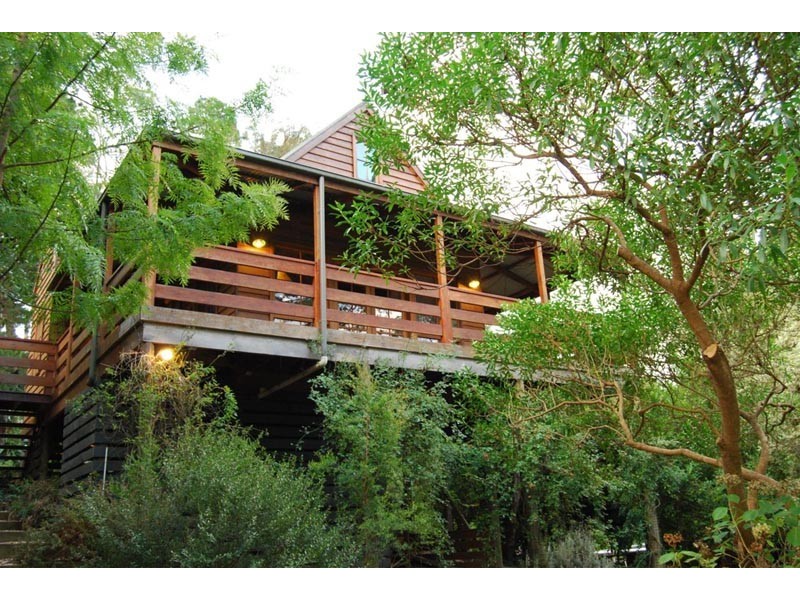 81 Temple Road, Selby VIC 3159