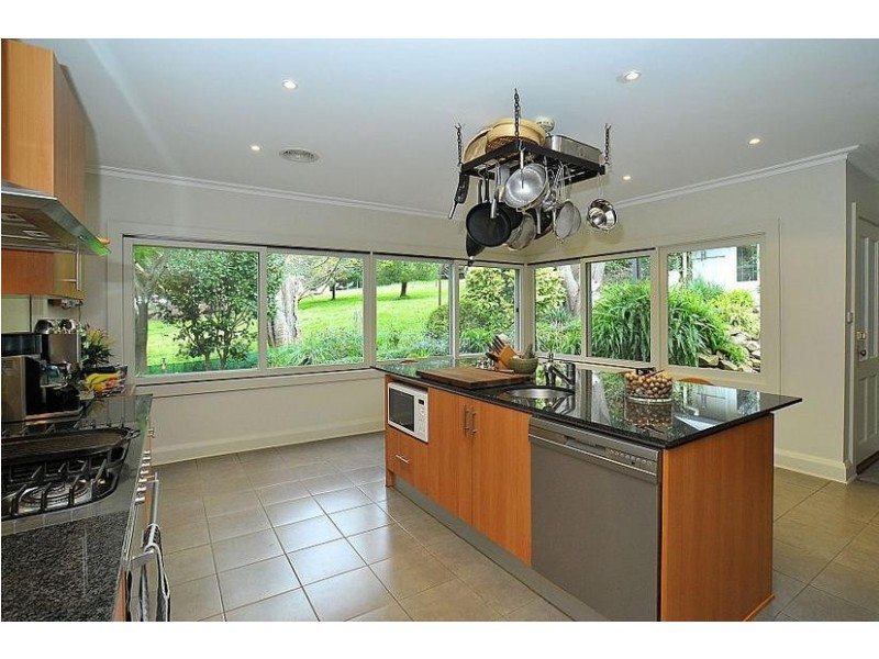 221 Glenfern Road, Upwey VIC 3158