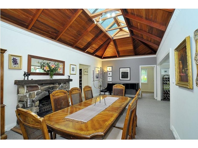 221 Glenfern Road, Upwey VIC 3158