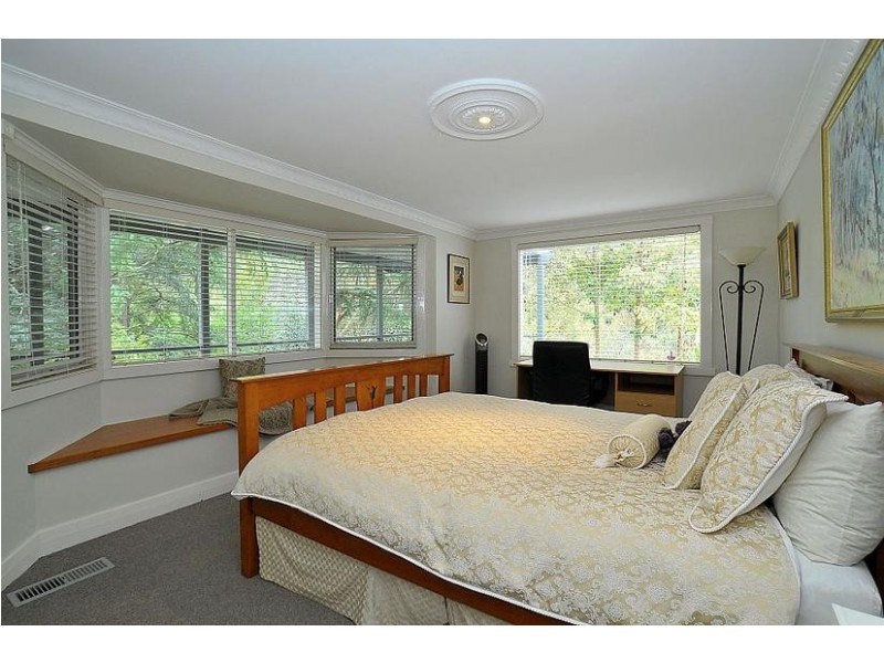 221 Glenfern Road, Upwey VIC 3158