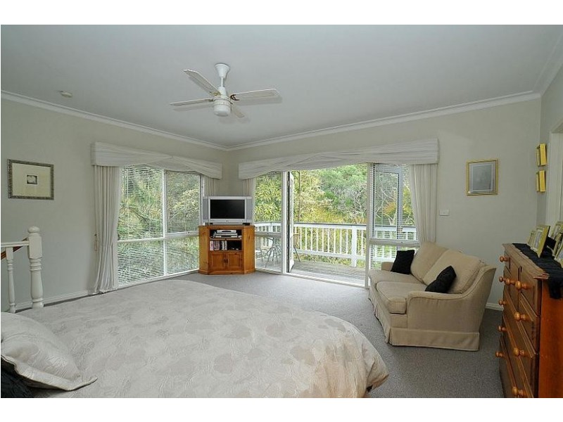 221 Glenfern Road, Upwey VIC 3158