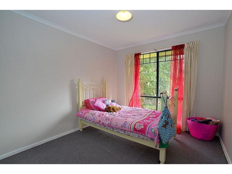 3 Ross Street, Tecoma VIC 3160