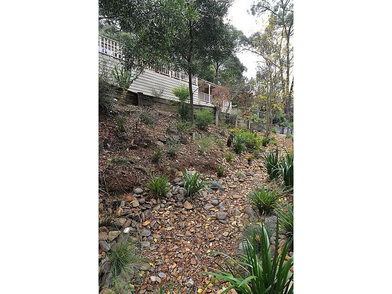 26 Poplar Crescent, Emerald VIC 3782