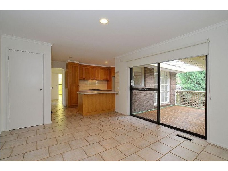 13 Tamboon Drive, Rowville VIC 3178