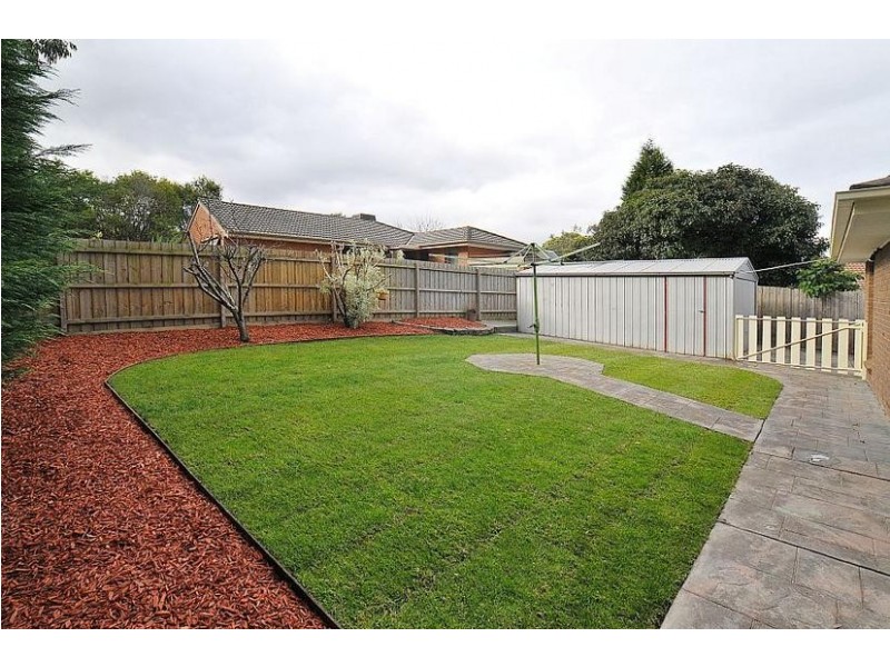 13 Tamboon Drive, Rowville VIC 3178