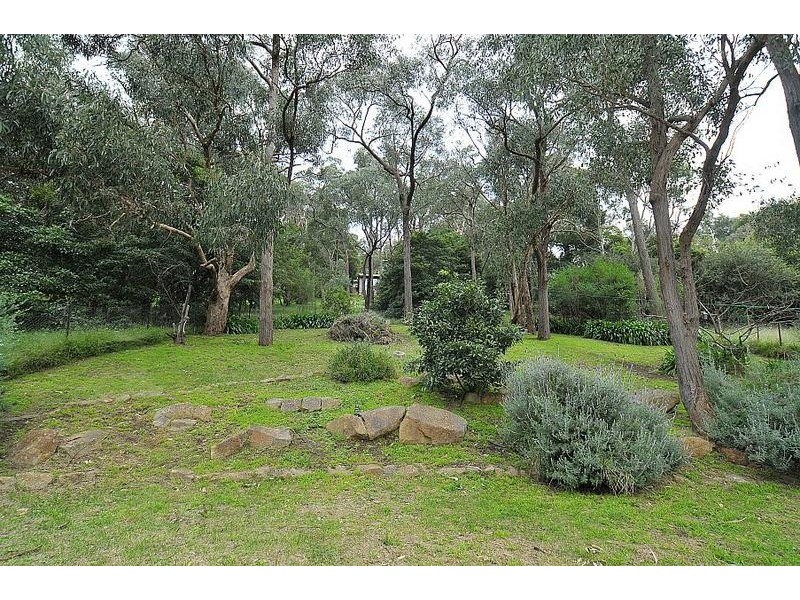 22 Wynette Avenue, Upper Ferntree Gully VIC 3156