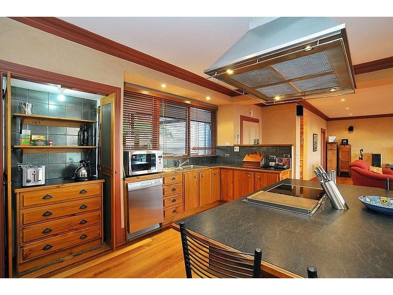 50 School Road, Menzies Creek VIC 3159