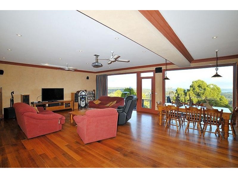 50 School Road, Menzies Creek VIC 3159