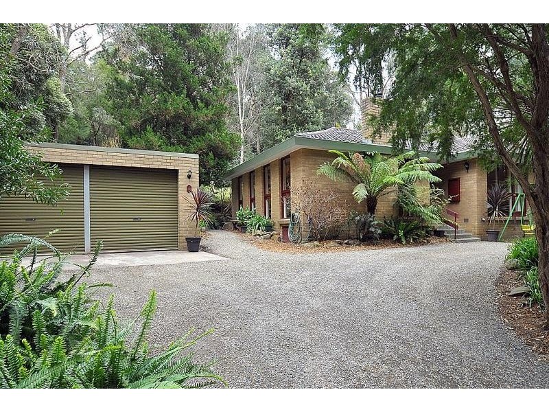 4 Borang Avenue, Selby VIC 3159