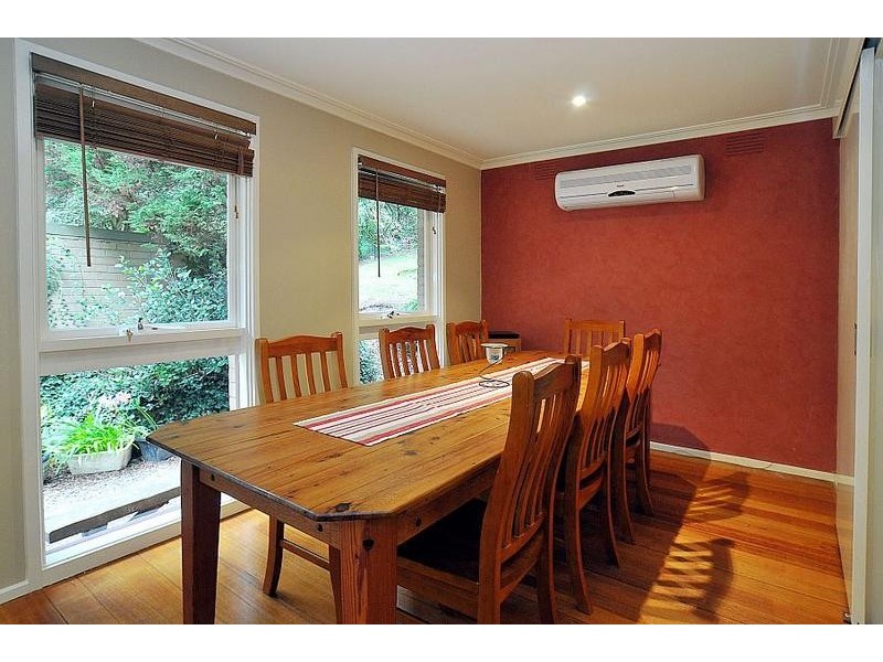 4 Borang Avenue, Selby VIC 3159