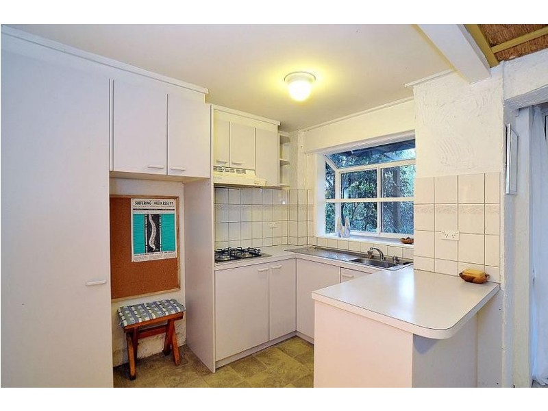 87 Temple Road, Selby VIC 3159