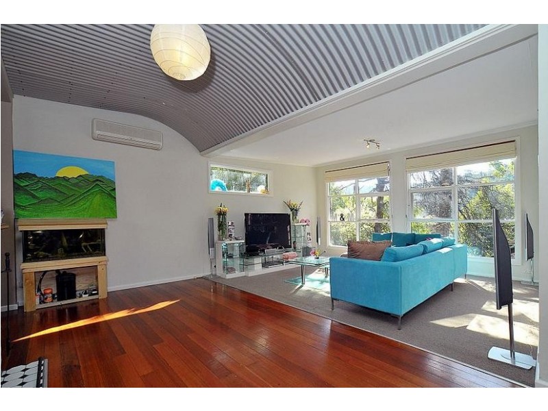 32 Wynette Avenue, Upper Ferntree Gully VIC 3156