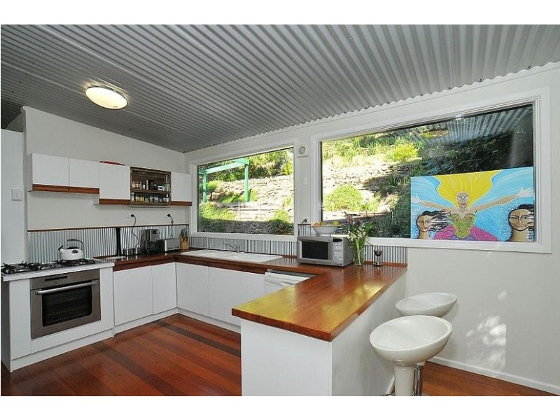 32 Wynette Avenue, Upper Ferntree Gully VIC 3156