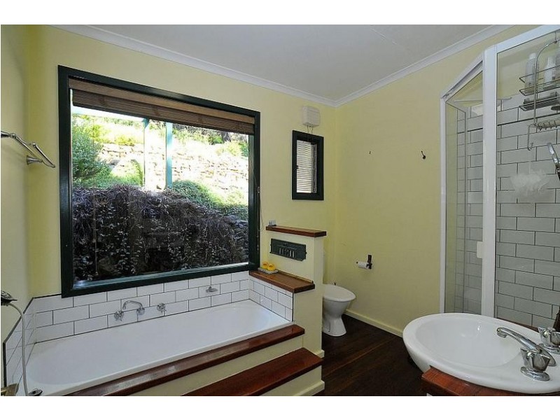 32 Wynette Avenue, Upper Ferntree Gully VIC 3156