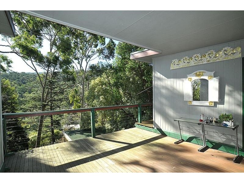 32 Wynette Avenue, Upper Ferntree Gully VIC 3156