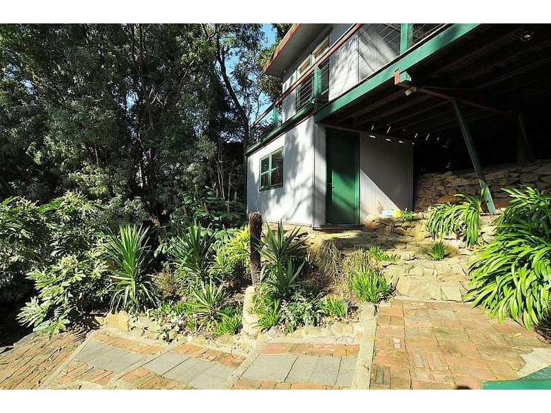 32 Wynette Avenue, Upper Ferntree Gully VIC 3156