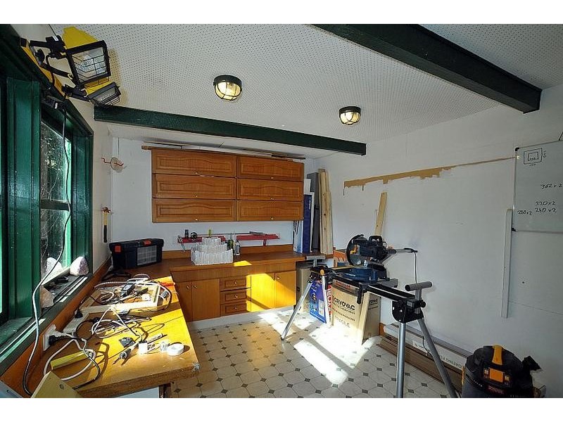 32 Wynette Avenue, Upper Ferntree Gully VIC 3156