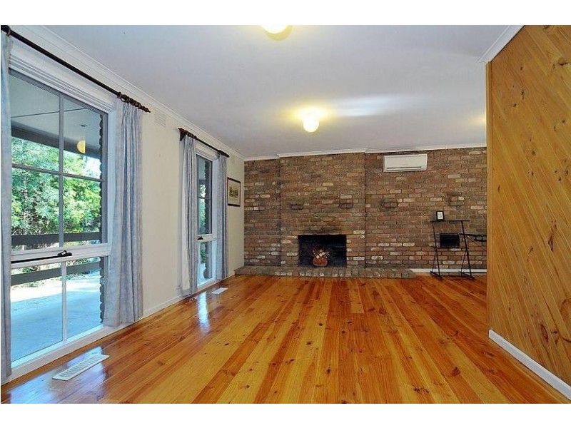 54 Glenfern Avenue, Upwey VIC 3158