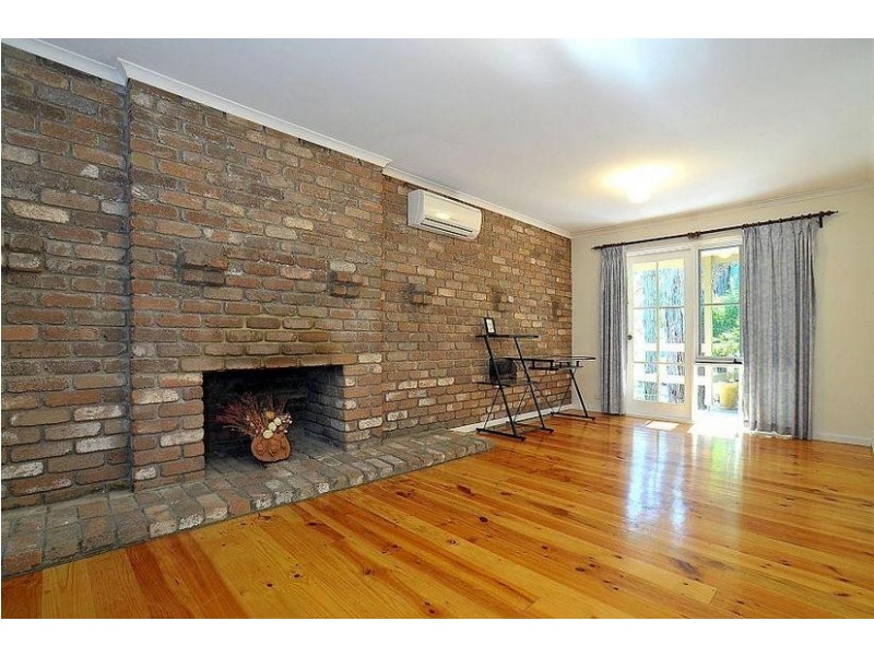 54 Glenfern Avenue, Upwey VIC 3158