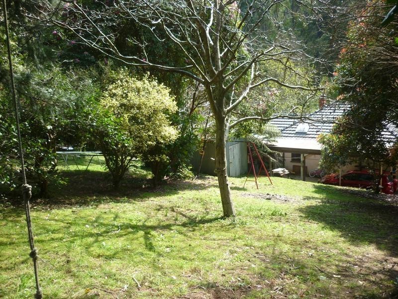 4 Camms Road, The Patch VIC 3792
