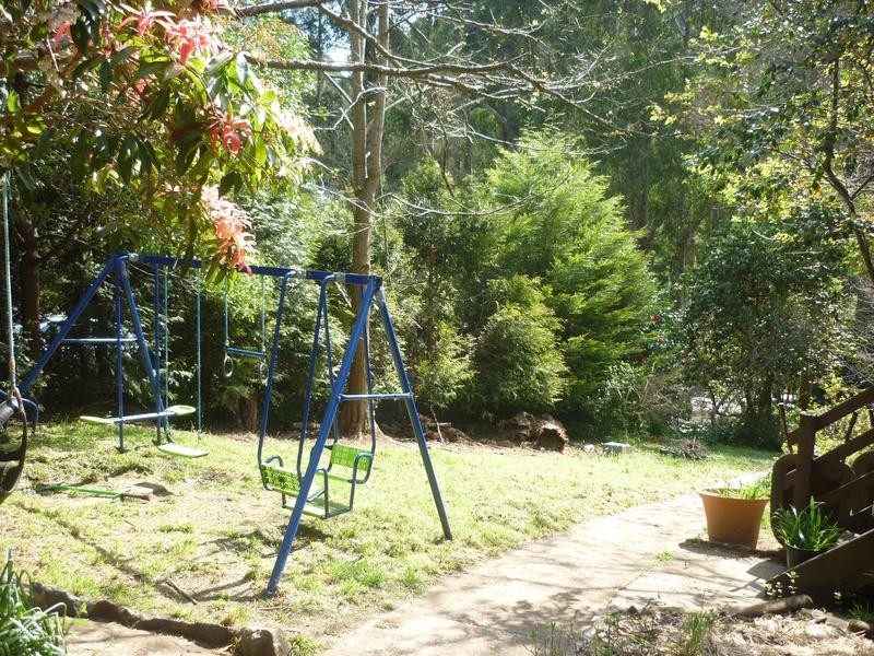 4 Camms Road, The Patch VIC 3792