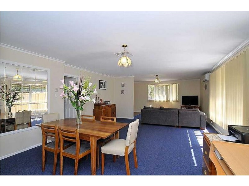 2 Renown Street, Ferntree Gully VIC 3156