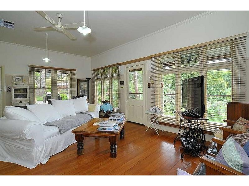 11 Sophia Grove, Tecoma VIC 3160