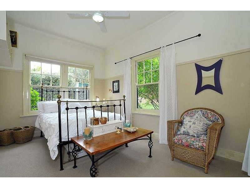 11 Sophia Grove, Tecoma VIC 3160