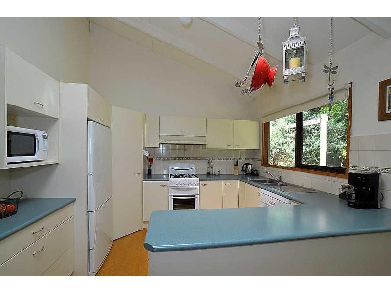 10 Borang Avenue, Selby VIC 3159
