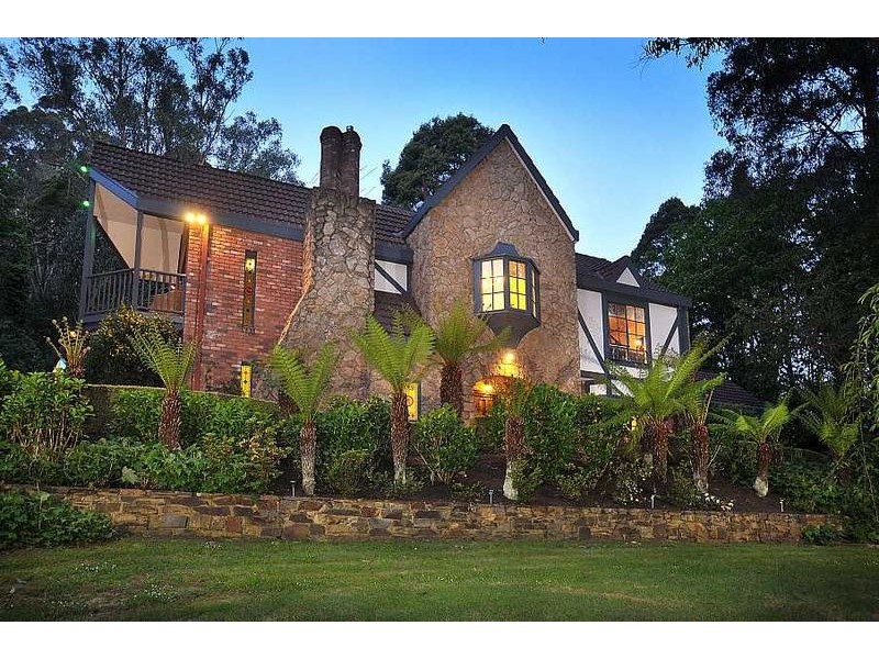 67 The Crescent, Sassafras VIC 3787