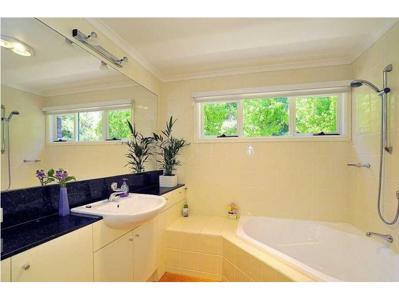 67 The Crescent, Sassafras VIC 3787