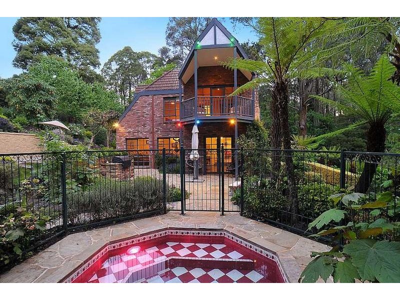67 The Crescent, Sassafras VIC 3787