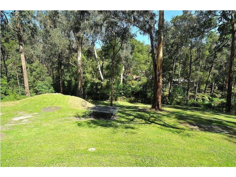 3 Tuttawatta Road, Selby VIC 3159