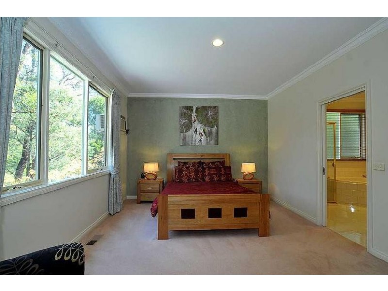 3 Tuttawatta Road, Selby VIC 3159