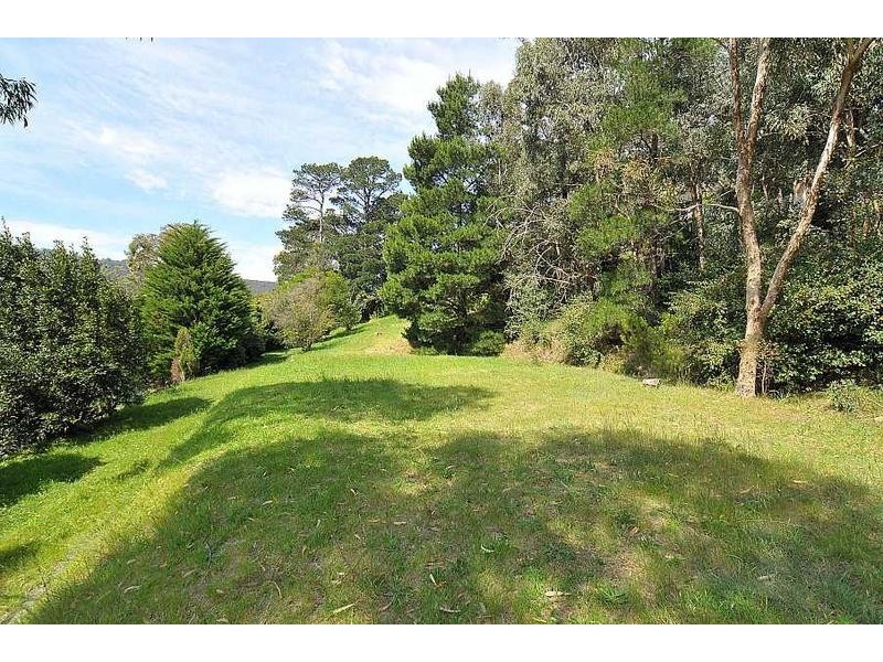 36 Ferndale Road, Upper Ferntree Gully VIC 3156