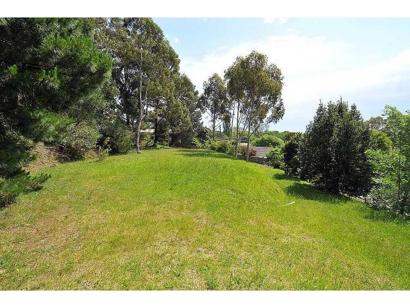 36 Ferndale Road, Upper Ferntree Gully VIC 3156