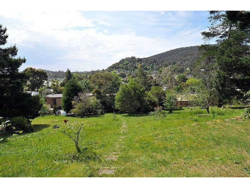 36 Ferndale Road, Upper Ferntree Gully VIC 3156