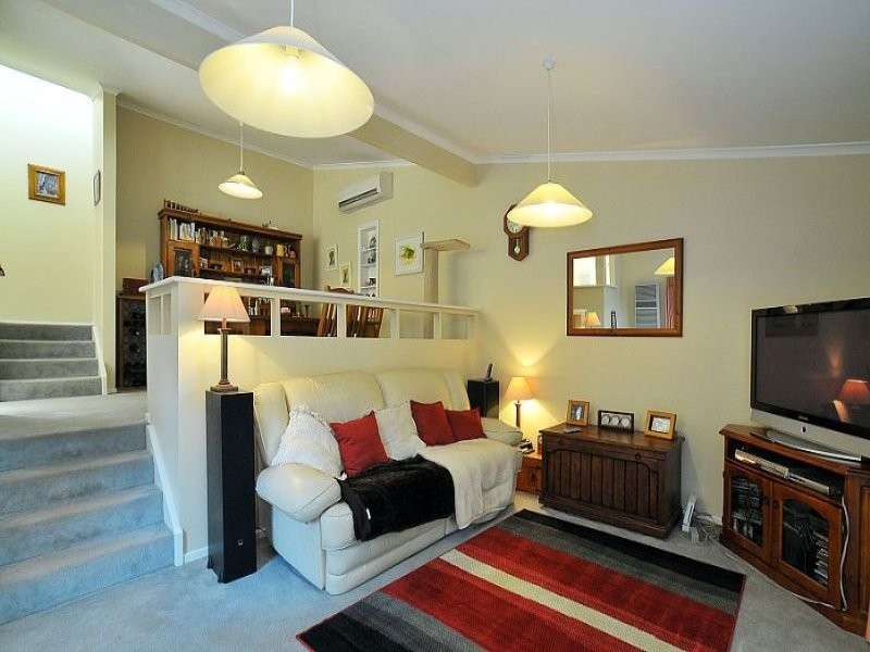 7/3 Frame Avenue, Tecoma VIC 3160