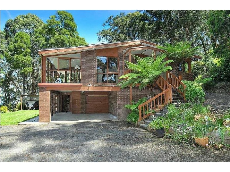 10 Karen Street, Selby VIC 3159