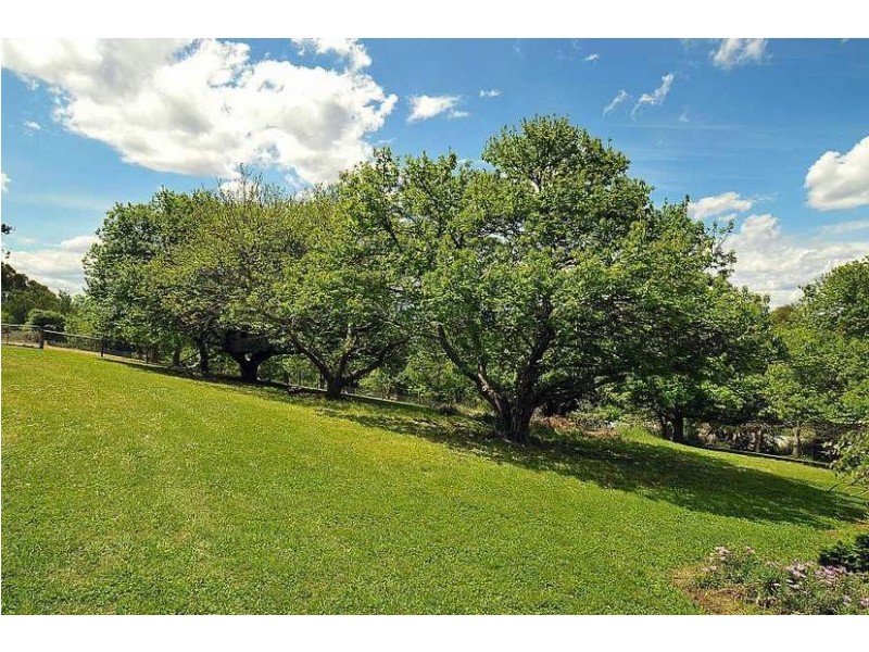 31 Sennitts Road, The Patch VIC 3792