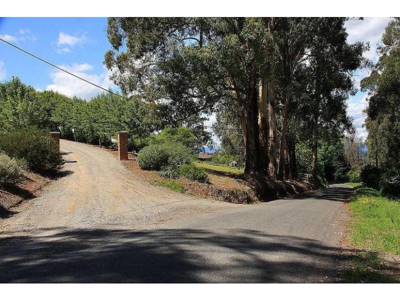 31 Sennitts Road, The Patch VIC 3792
