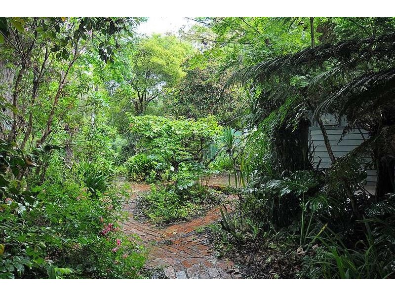 11 Belgrave Hallam Road, Belgrave VIC 3160