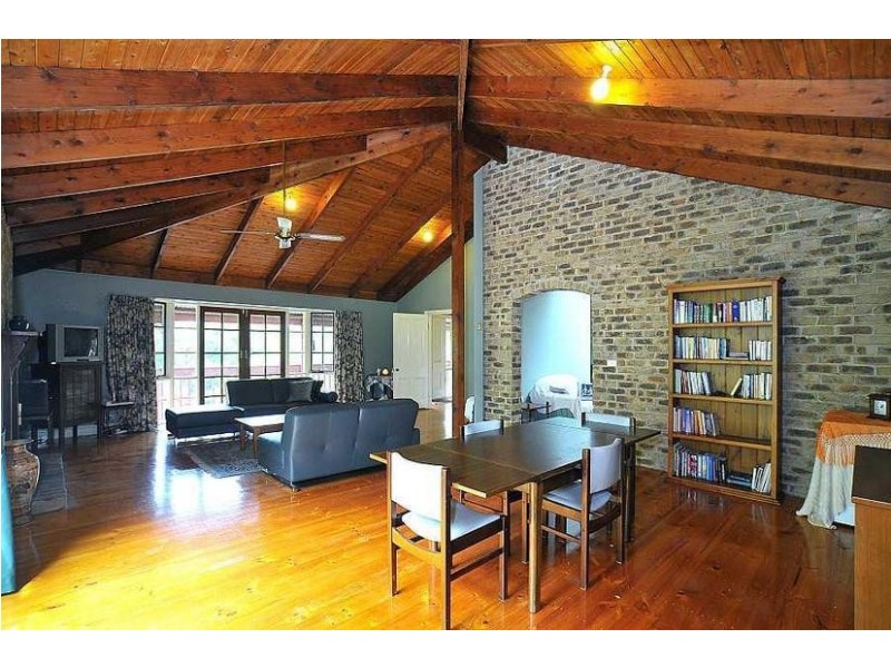 21 Woodhurst Grove, Kalorama VIC 3766