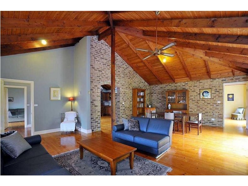 21 Woodhurst Grove, Kalorama VIC 3766