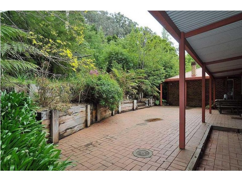 21 Woodhurst Grove, Kalorama VIC 3766