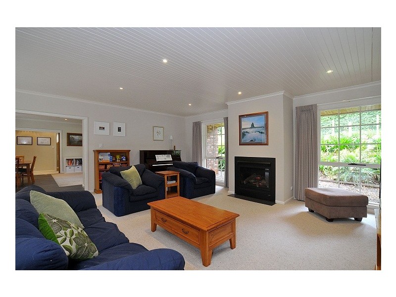 14 Mt Erin Road, Ferny Creek VIC 3786