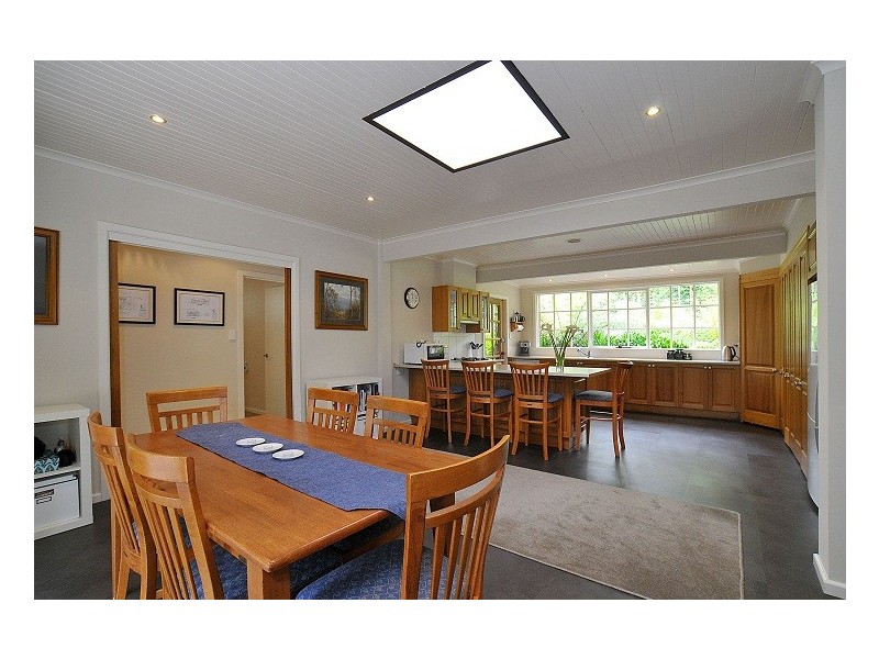 14 Mt Erin Road, Ferny Creek VIC 3786