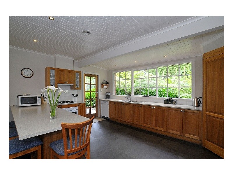 14 Mt Erin Road, Ferny Creek VIC 3786