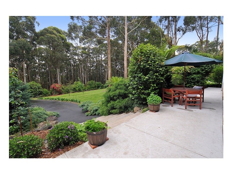 14 Mt Erin Road, Ferny Creek VIC 3786