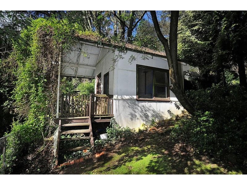 2 Helena Avenue, Kallista VIC 3791